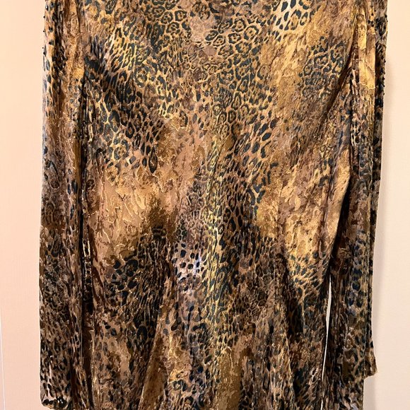 Adrienne Papell Evening silky, beaded blouse - size 1x - Picture 3 of 6